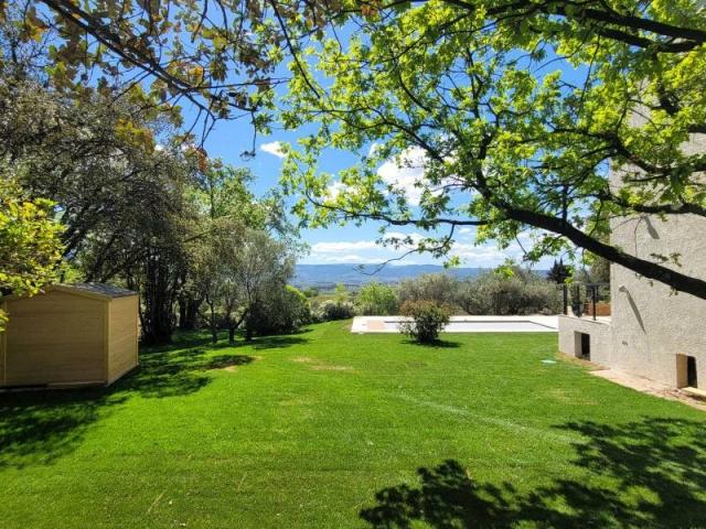 Aménagement paysager et création d’espaces extérieurs avec vue panoramique à Aix-en-Provence